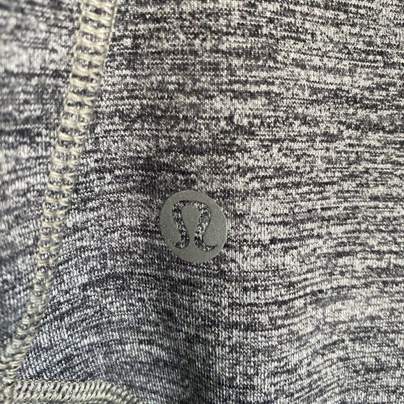 Lululemon zip jacket 4 - Picture 4 of 5